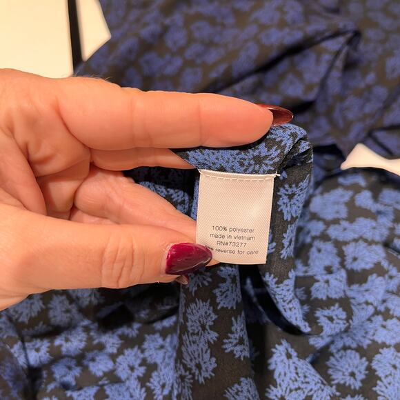 Elizabeth And James Blue Black Floral Long Sleeves Maxi Dress Size Small - Picture 10 of 13